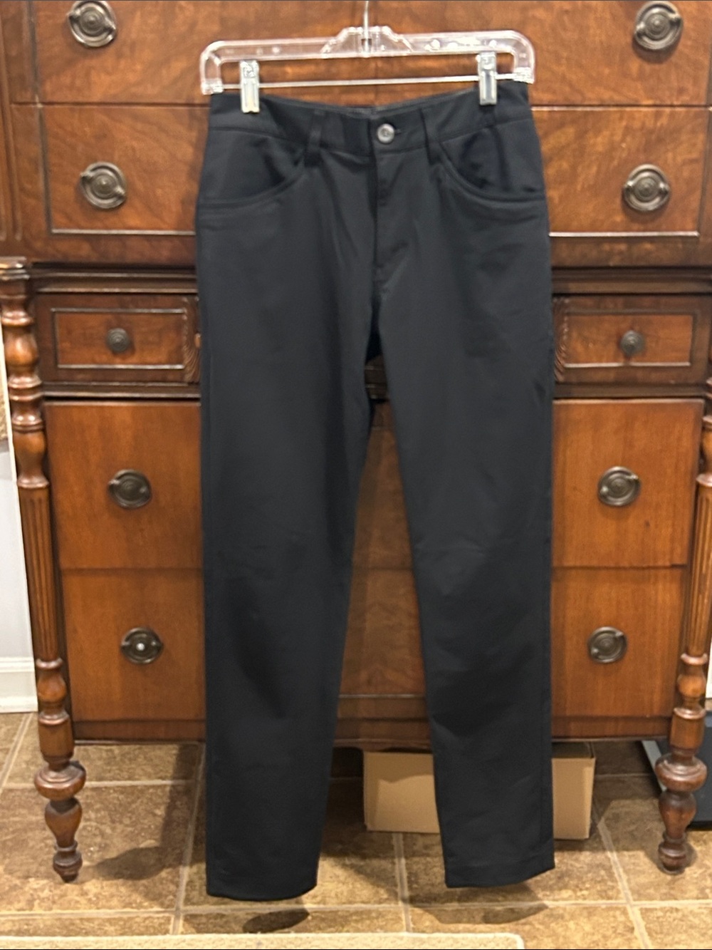 Vuori Women’s Black Straight-Leg Performance Pants